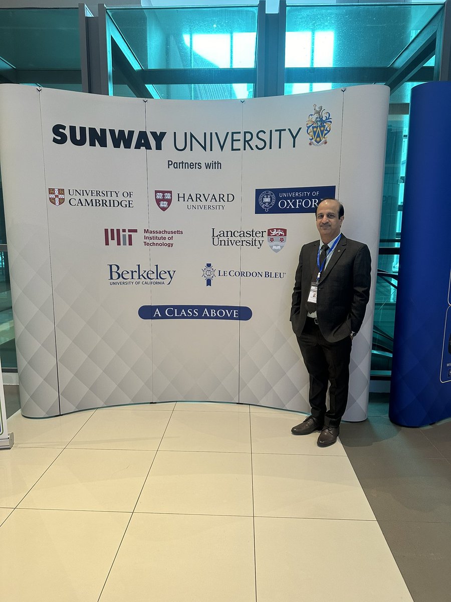 harish_dureja's tweet photo. Absolutely thrilled presenting as a Speaker and meeting existing and new collaborators @Kam_Dua @SachinK00306908 @gauravpharma25 @DrKeshavRajPau1 @GBH1S @AHaysomMcDowell @sofiakokkinis @Fettinasi @OfficialMdu @UTS_GSH @UTSARCCIM https://t.co/0crqMmtwFG