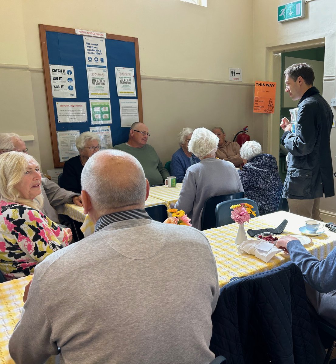 AdrianRamsay's tweet image. Lots of support from chatting with the people and independent businesses of #Harleston yesterday 🙏

“We urgently need investment in our market towns like #Diss, #Eye, #Bungay, #Harleston and #Halesworth, hurt by years of neglect by central Government. An MP that cares, like