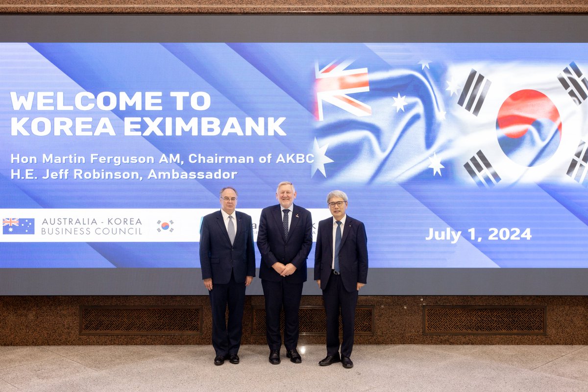 AusAmbROK's tweet photo. Pleased to join productive discussions with 🇰🇷 KEXIM Chairman Yoon Hee-sung, @_AKBC Chairman Martin Ferguson, together with 🇦🇺 companies on critical mineral and decarbonisation projects. Anticipating strong #partnership on increasing #supplychain resilience! #AUSKOR 🤝
📸 #KEXIM https://t.co/JQtIG2aEIe