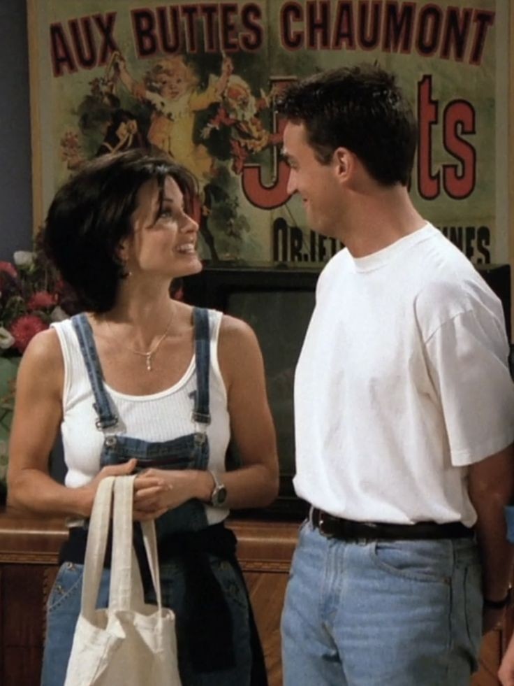 no context monica geller tweet media