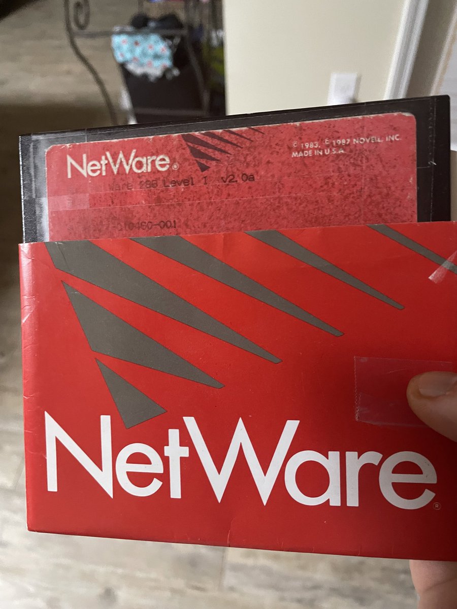 GrootKkw's tweet image. Are you this old ?

#netware #novell 🤓🥵🥵