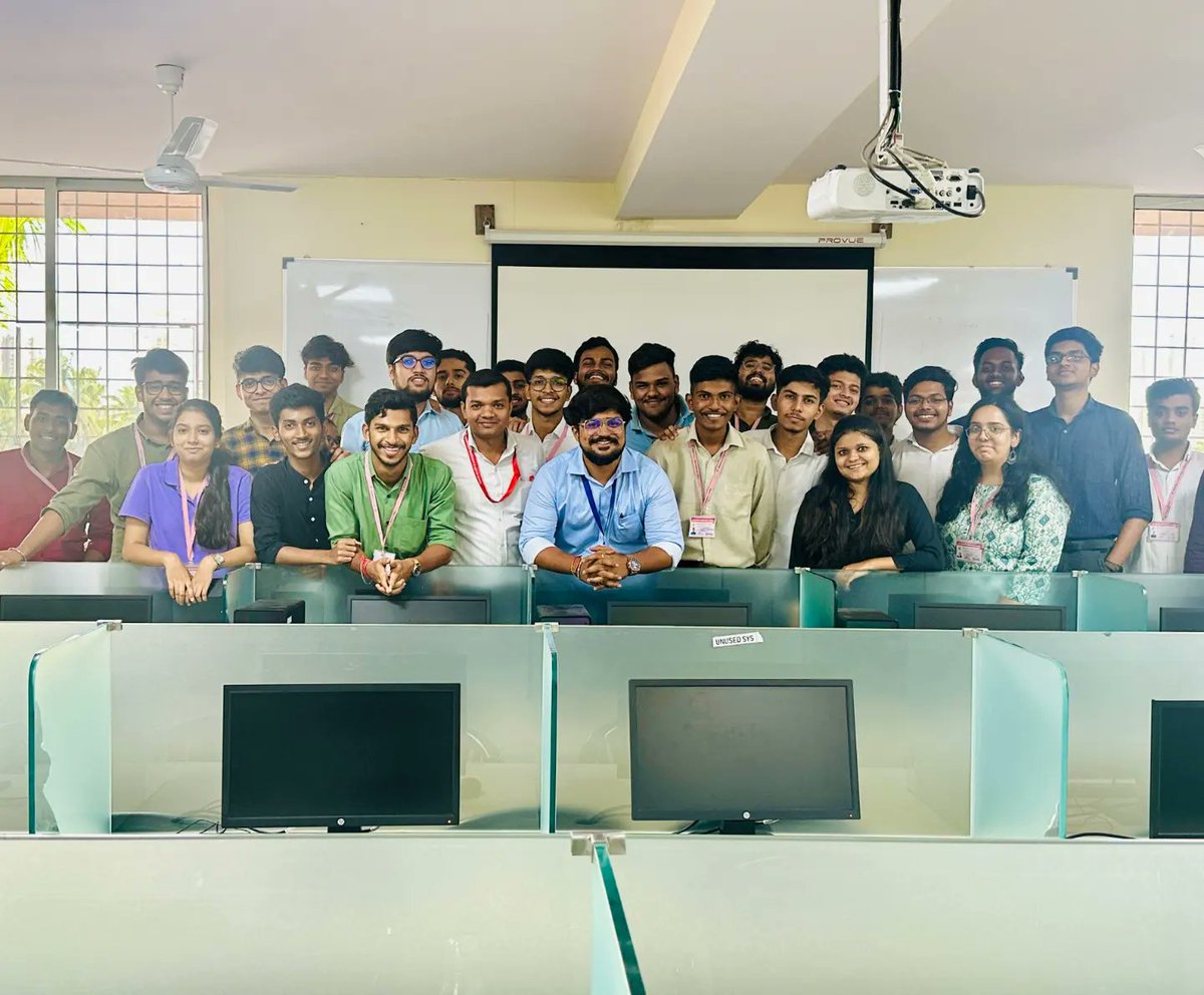 TechCryptors's tweet photo. Industry Oriented Training Course on OOPs with Python 🧾👨💻
Upgrade your career, visit https://t.co/r0aixtS98S OR whatsapp us on https://t.co/nUIwPLxus5 📈 🏅
#CorporateTraining #TechSkills #DataScience #PythonTraining #Tableau #PowerBI #Alteryx #SQL #TechEducation #techcryptors https://t.co/0TO2yBPVNS