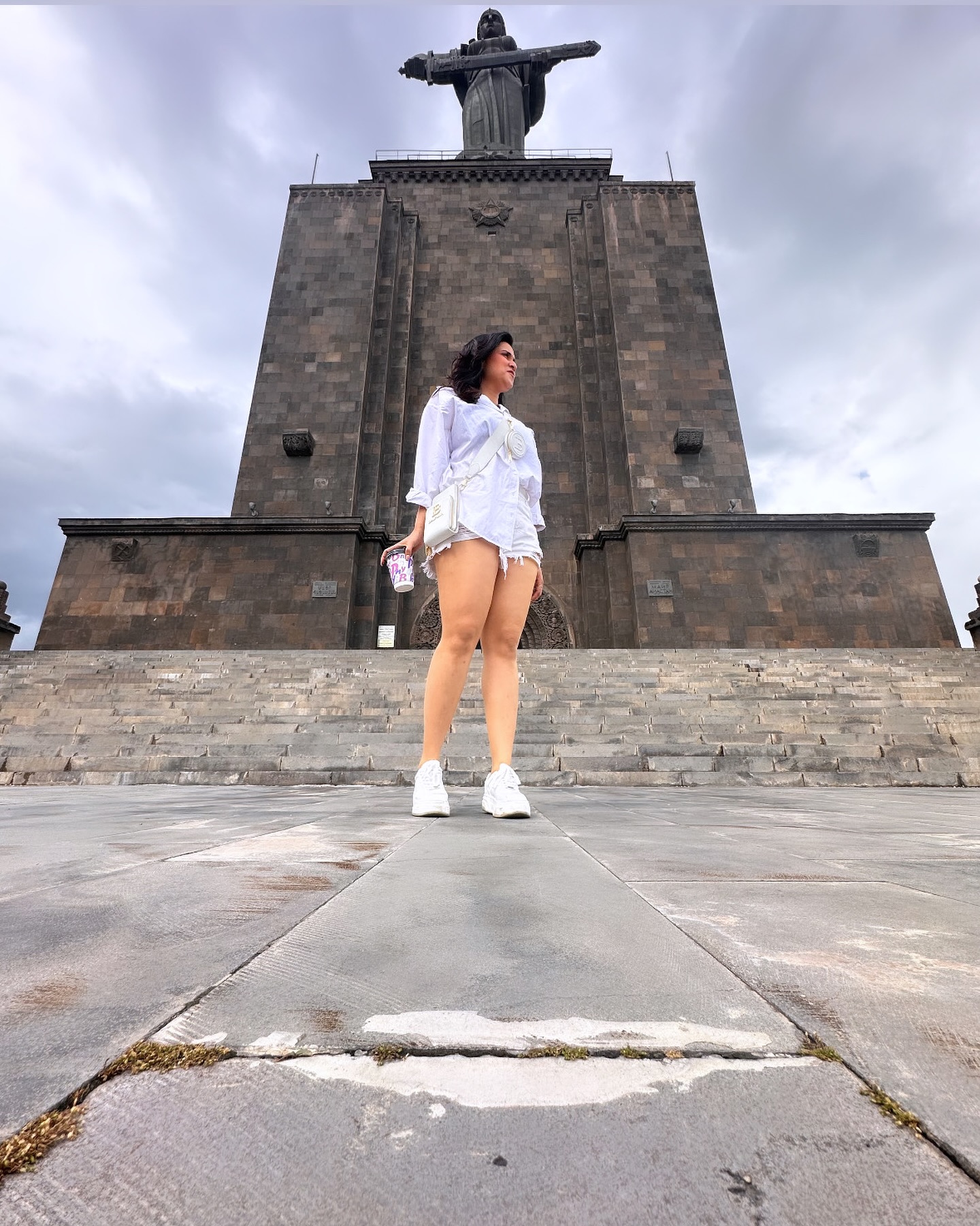 GRnpW0lbMAAxJl2?format=jpg&name=large