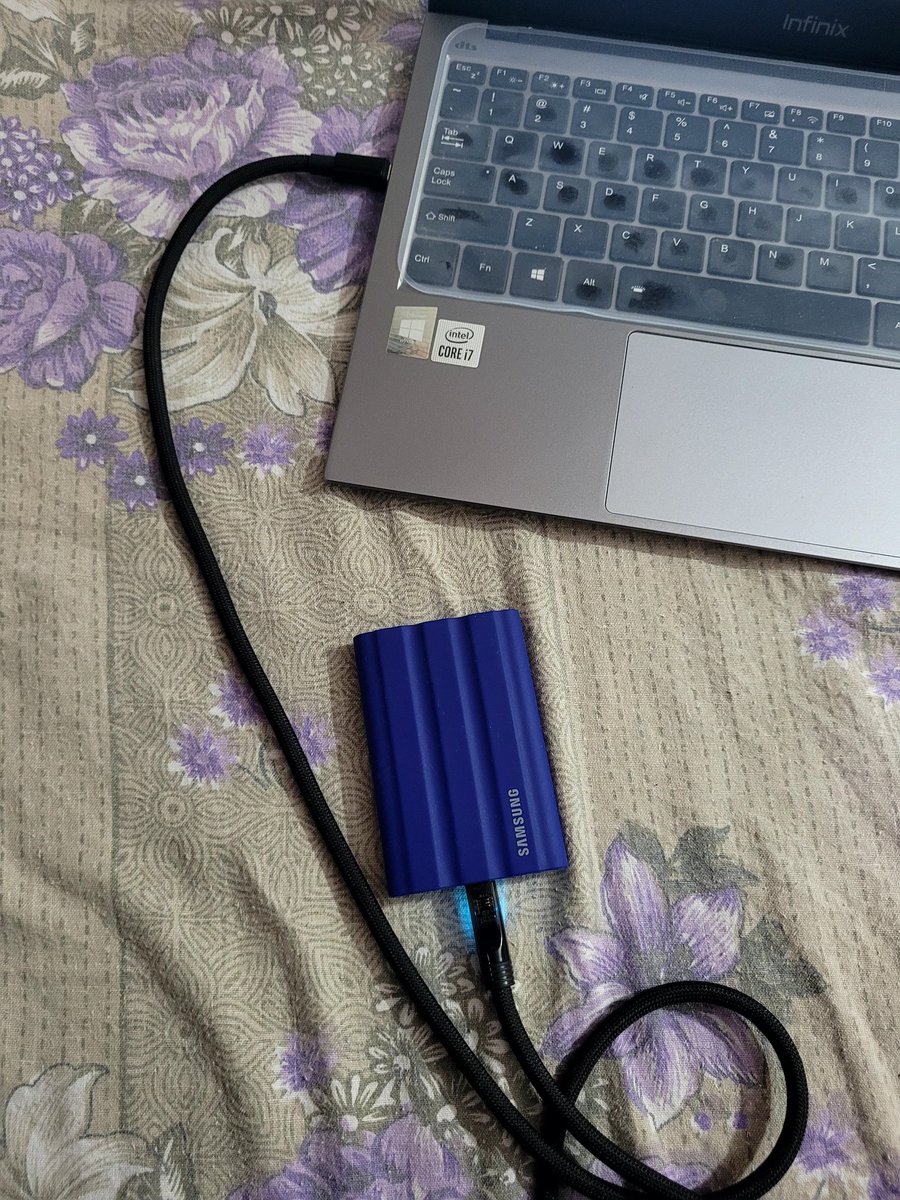manojselvin5296's tweet photo. @JioMart ordered a product, but it was found defective. I raised a return request, along with proper images and videos. They rejected without giving any reasons. Called customer care multiple times they are asking me to visit Samsung service centre. More in comments https://t.co/kj41vNlv7k