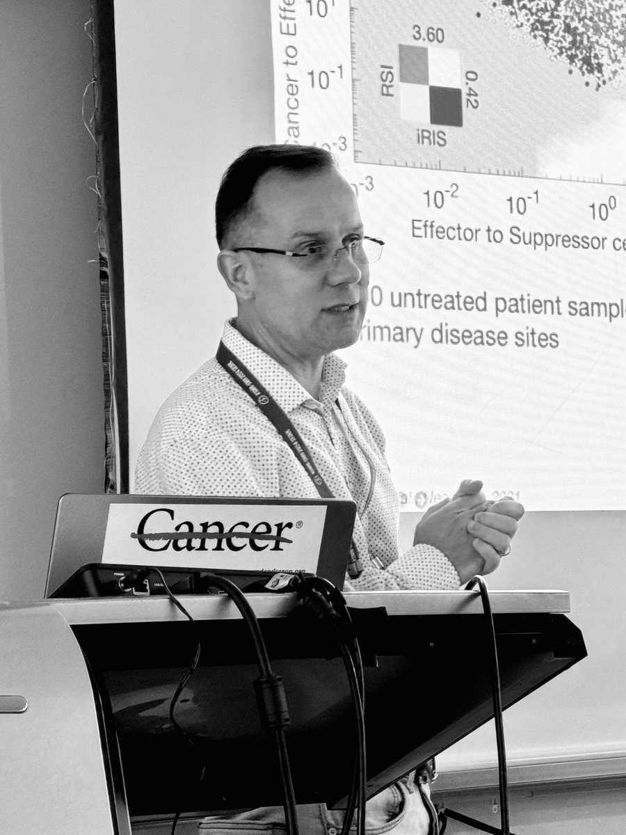 ara_anderson's tweet image. Now at Data-based models in immuno-oncology symposium organised by Kevin Thurley, Farnoush Farahpour &amp;amp; @mkjolly15 with friend and former @mathonco member @HeikoEnderling kicking things off with, Using radiation to modulate patient-specific tumor-immune ecosystems #SMB2024 #KSMB