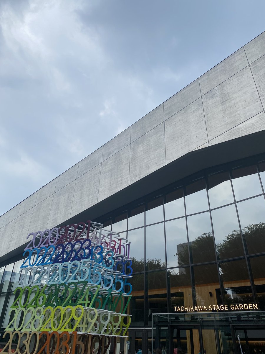 70rdergoto_h's tweet image. 思わぬ所でお友達に会ったりしつつww
行ってきます👋