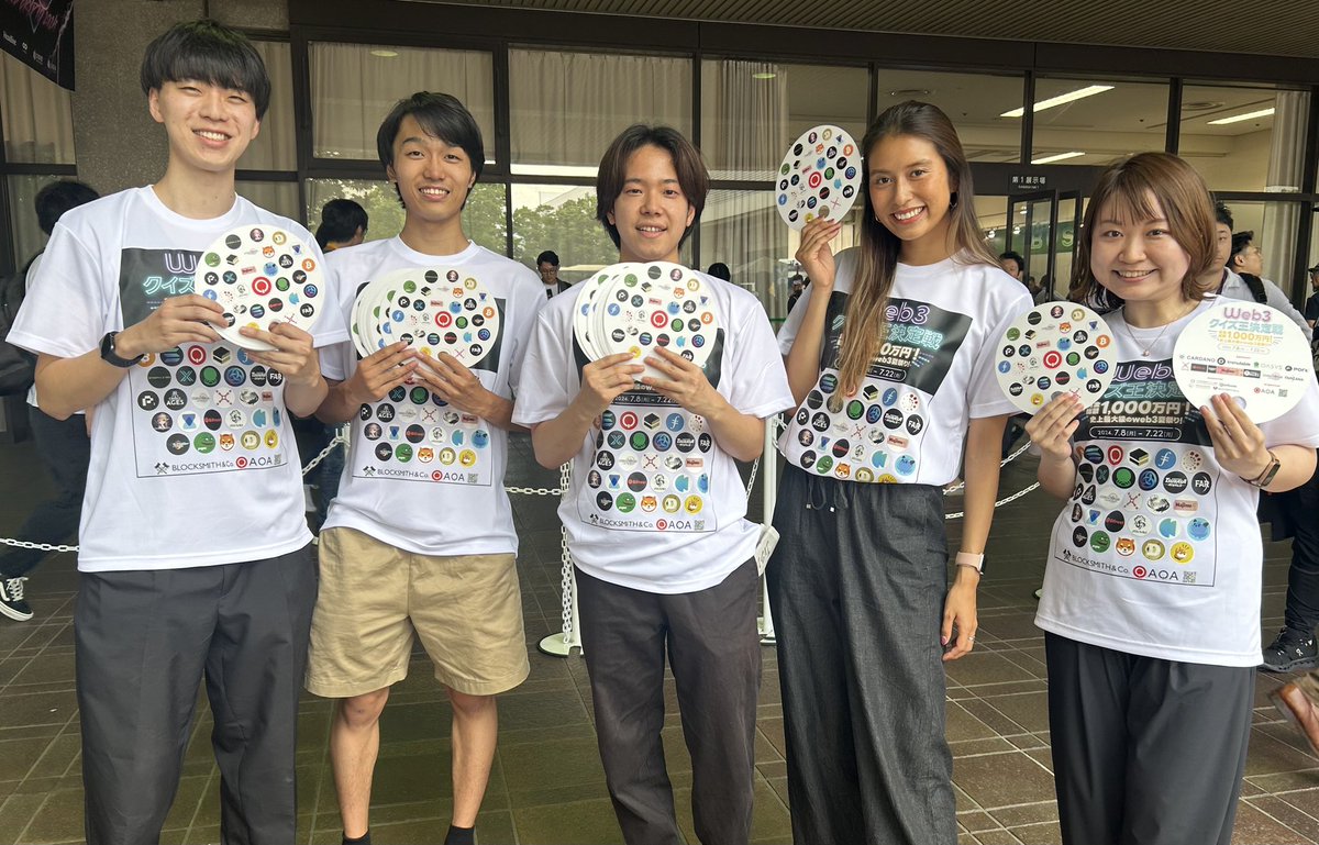 #IVS2024 BLSのメンバーでお揃いのTシャツ着てうちわ配布します🎨
ぜひ見かけたらお気軽にお声がけください〜✨