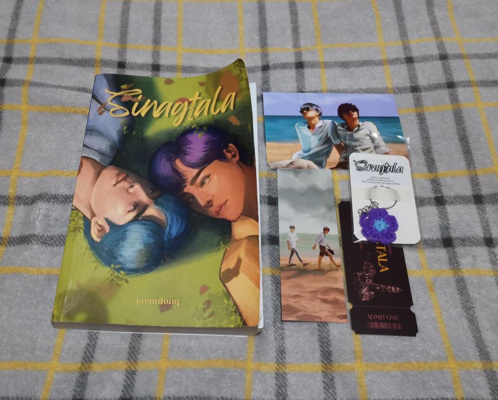 iriseis_'s tweet photo. wts lfb ph

🛍️ | sinagtala physical book by jaemdonq

— ₱500 (negotiable) + sf 
— complete inclusions except jaemdonq pc
— unsealed‚ has dents &amp; folds (see pictures)
— mop: gcash, maya

freebie : (choose 1)

— hell university p1&amp;2
— stay awake agatha
— lucid dream
— stupid love https://t.co/bFfghvbSRr