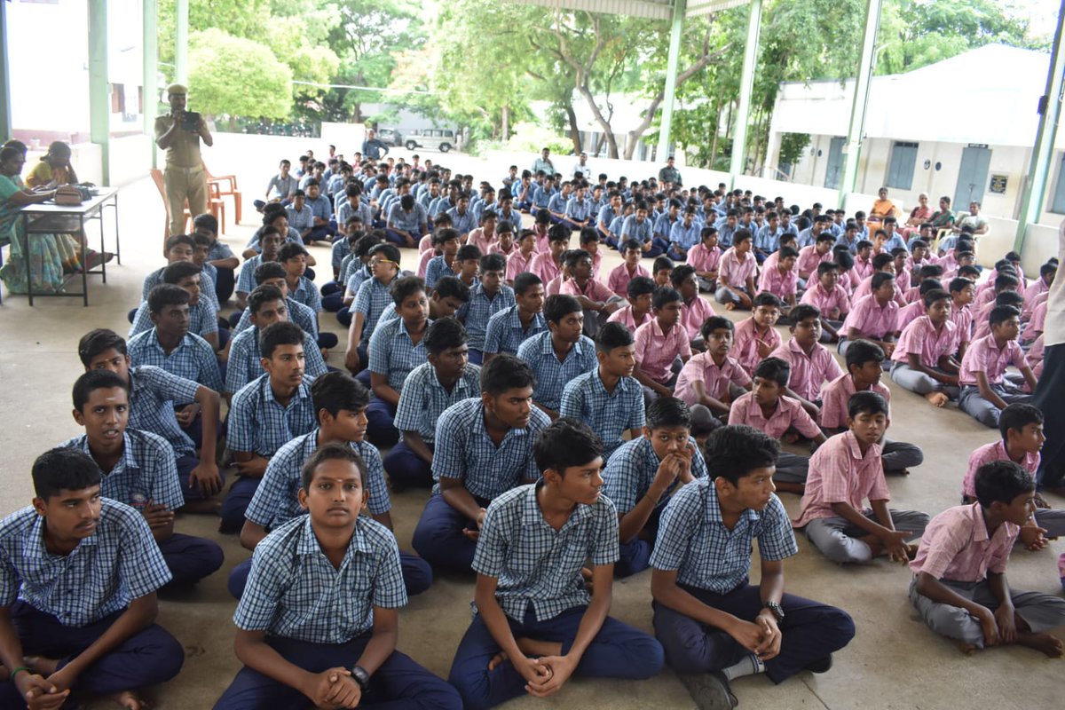 04NDRF's tweet photo. #NDRF04 BN ARAKONAM
#FAMEX #Erode
Covering Vital Topics like First Aid, Disaster Response, and Earthquake Preparedness.Students & Staff benefited! #Famex #ErodeFamex #SchoolSafety
@NDRFHQ
@tnsdma
@CollectorErode
@TNDIPRNEWS
@pibchennai
@tnschoolsedu https://t.co/YDwR6VZ0Uh