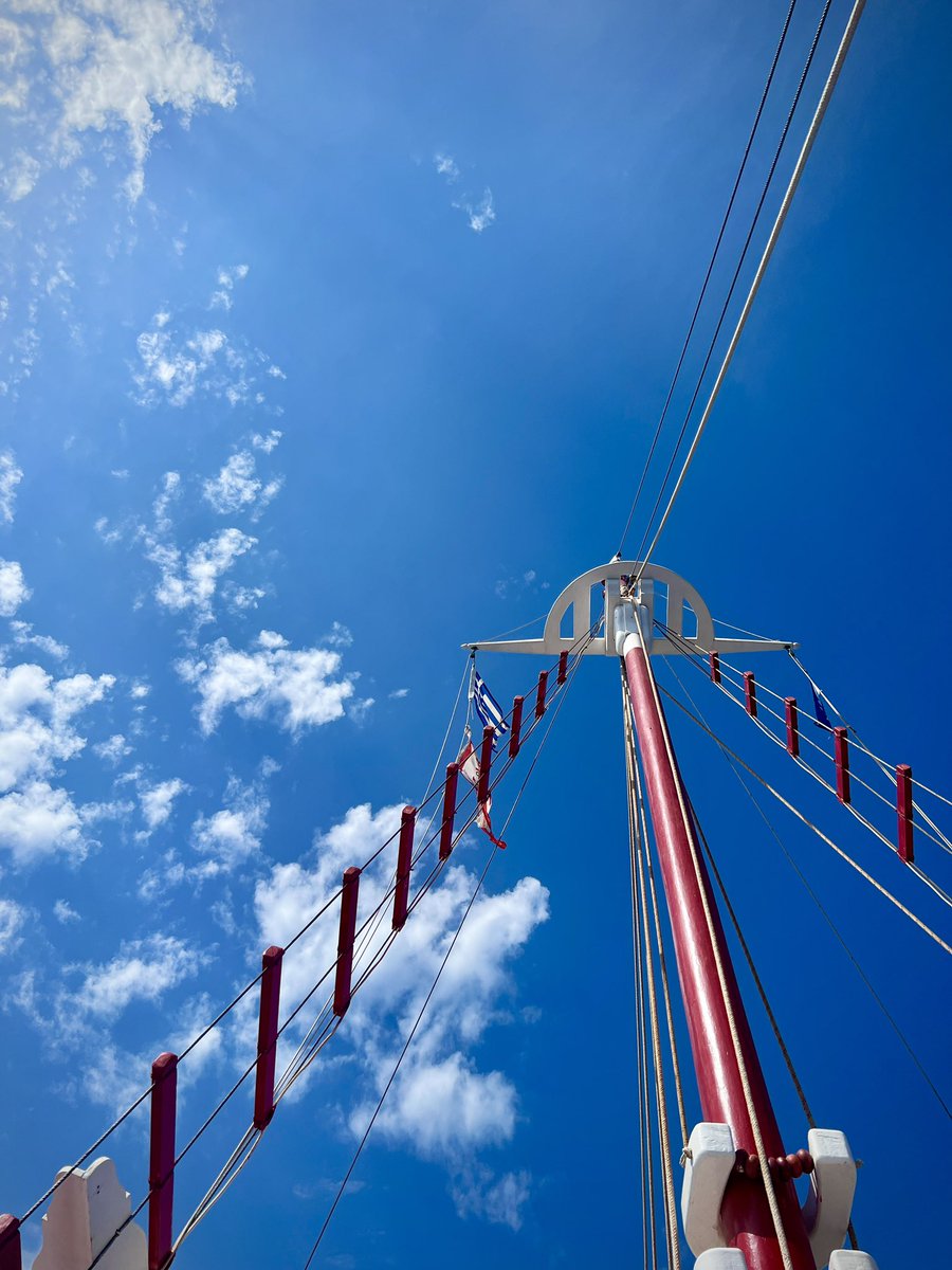 Summer fieldwork at its most summery
☀️⛵️

📍 Naxos, Greece 🇬🇷