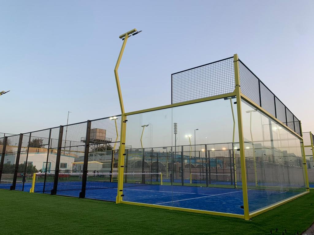 تركيب وفك ملاعب بادل في جميع أنحاء المملكه للتواصل هيثم عمران المطيرى 0561288197