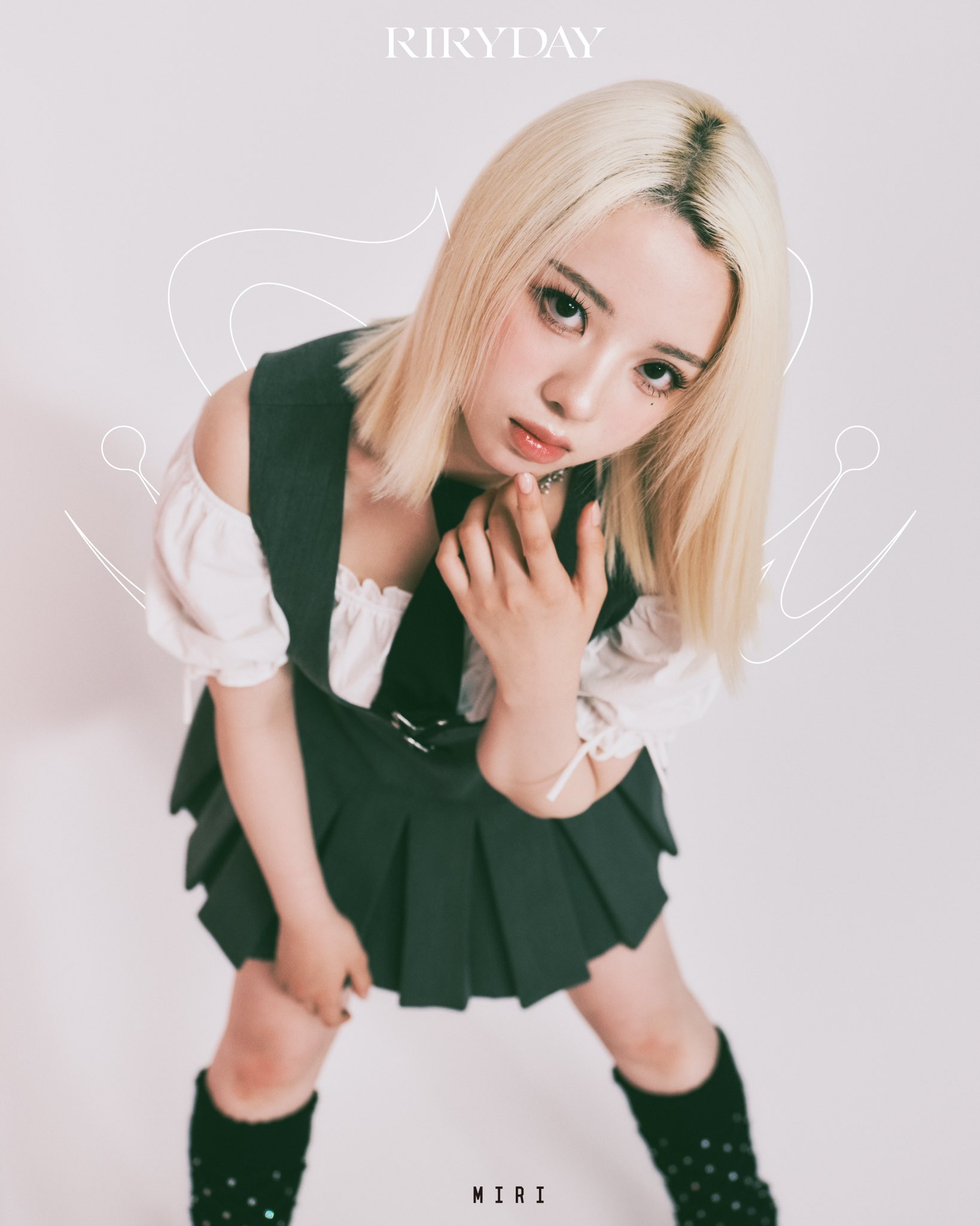 GRo2bKSaUAAJePK?format=jpg&name=large