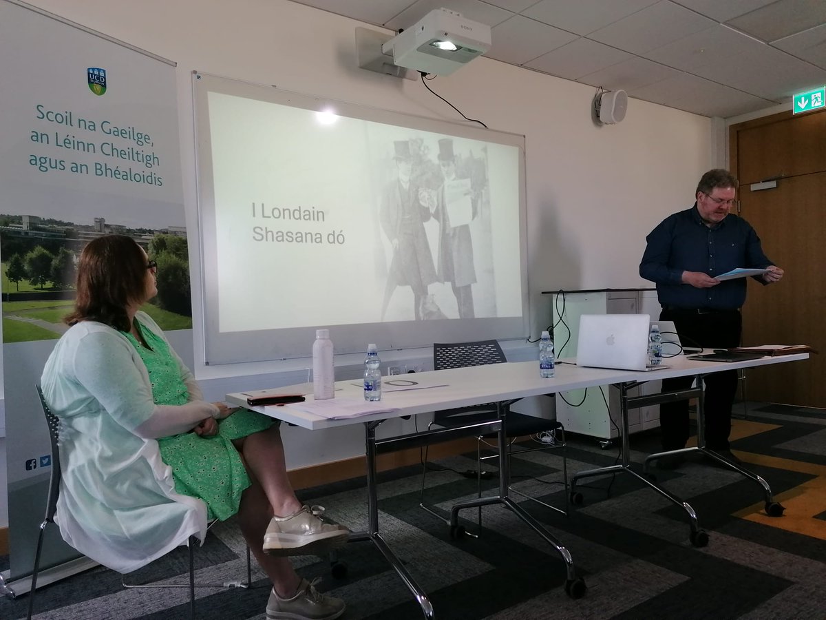 Dónall Ó Braonáin ag caint ar Mhícheál Breathnach agus ar Choláiste Chonnacht. An-suimiúil go deo.