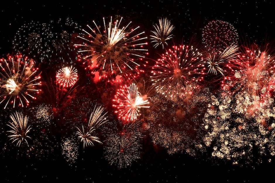 Happy  Fourth of July! Enjoy the day, celebrate safely, and wear sunscreen!