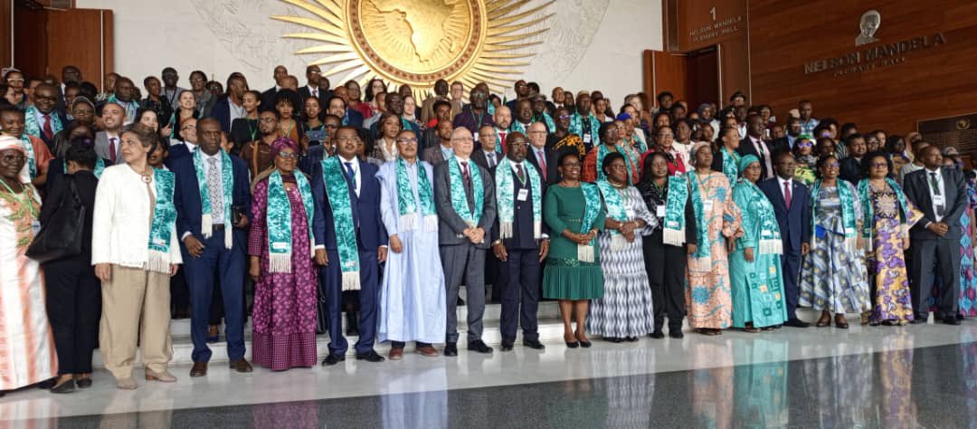 WFP_Cameroon's tweet photo. #Cameroon 🇨🇲 

Minister HE Abena Ondoa Marie-Therese leads Cameroon delegates at @AU_CIEFFA.

#WFP collaborates with #MINPROFF, #MINEDUB, &amp; #UNICEF to empower girls through quality education initiatives. 

#ChangingLives
Unwomen https://t.co/teZ8juvNTK