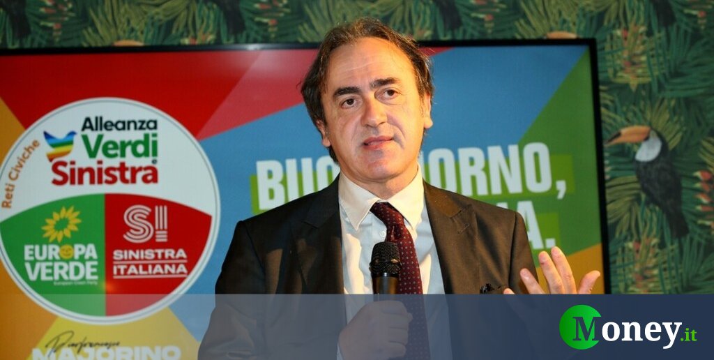 strange_days_82's tweet photo. In Italia, quando si tratta di discutere del cambiamento climatico, si preferisce intervistare persone come Bonelli, che ha solo un diploma di geometra, invece di scienziati o esperti del settore. Non cambierà mai nulla qui, poiché le discussioni non sono basate sulla meritocrazia, ma sulla propaganda.
Che vergogna.
#4luglio #cambiamentoclimatico #Bonelli #caldo #siccità #lariachetira