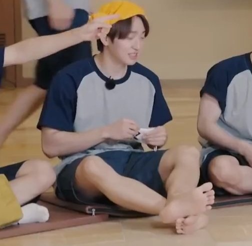 Kpopmalefeet1's tweet photo. Sangyeon (The Boyz) https://t.co/8pX4Tj9OFh