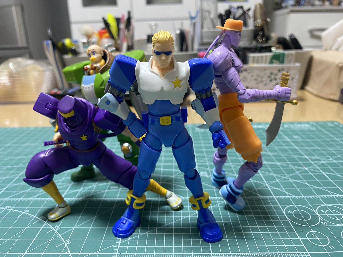 うわ〜。 夢のようだよ。 大好きなキャプテンコマンドーのアクション