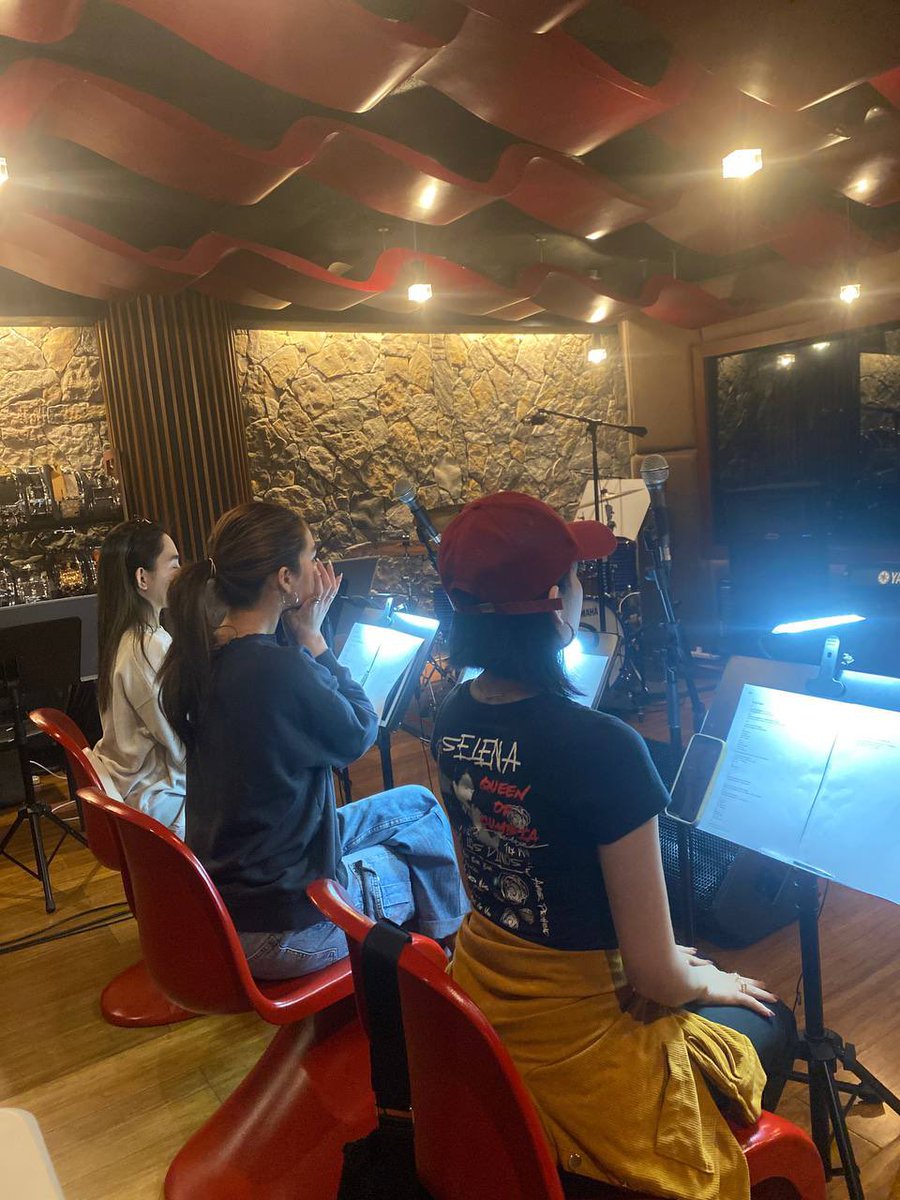 And what do we have here 👀🎶 #G22  
#G22Aj #G22Alfea #G22Jaz