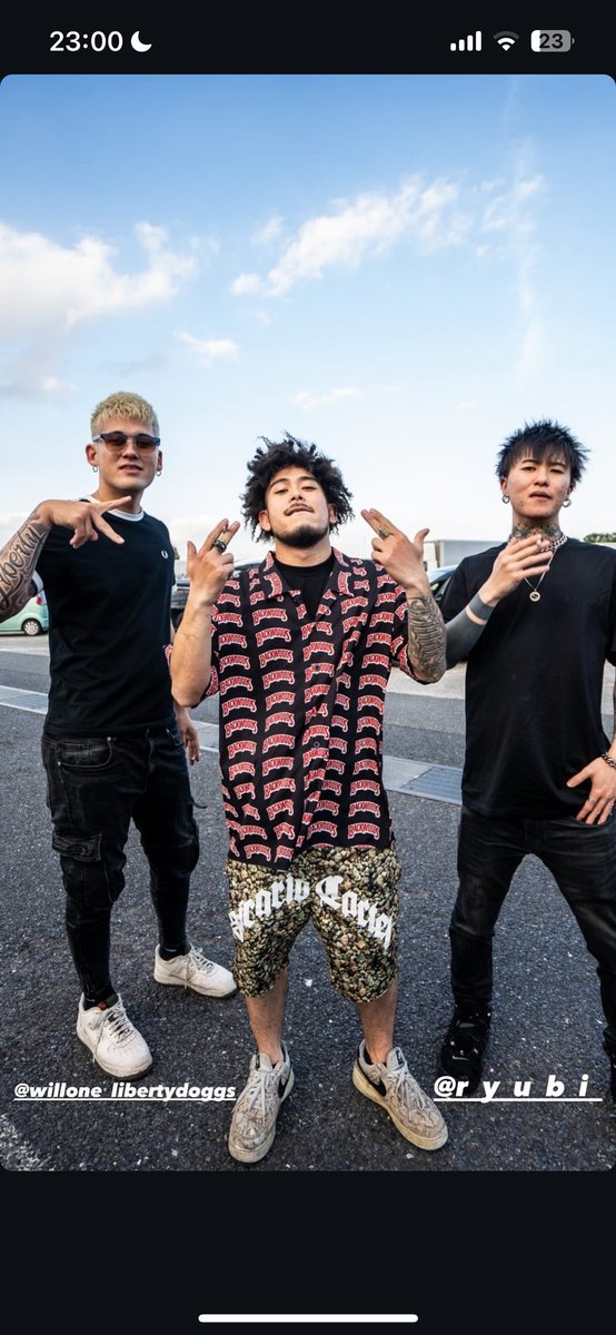 SICARIOCARTELJP's tweet image. 柄悪いけど本当に良い人たちです。
#柄悪いけど
#LibeRtyDoggs