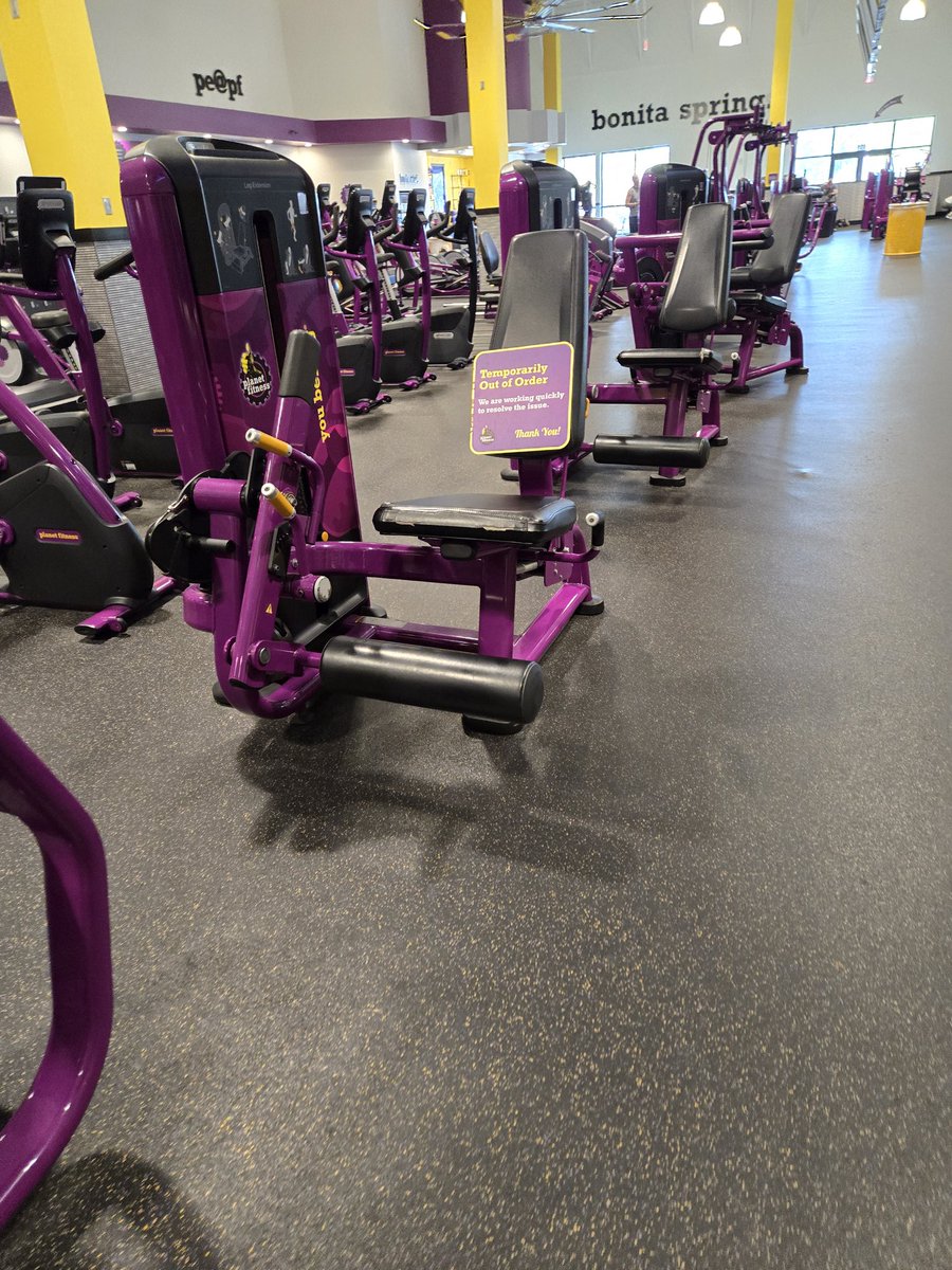 wtbrinkmeyer's tweet photo. @PlanetFitness your franchisee in bonita springs, FL is neglecting it's members.  Zero maintenance is being done and repairs on machines are WAY behind.  Currently at least 10 machines are out of order and some are going on months.  I travel 4 work &amp; others are great.  👎🏻😡 https://t.co/KAkOKobWEa
