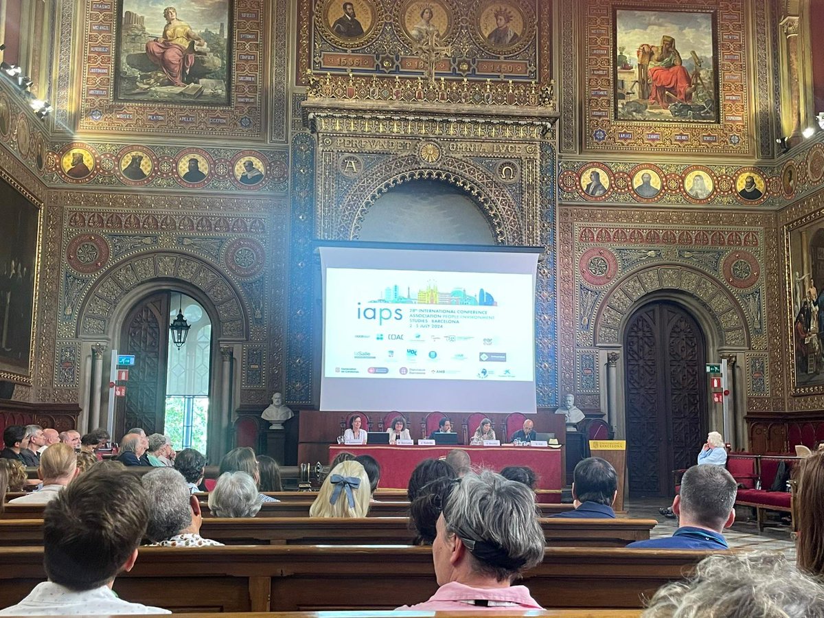 dumitru_adina's tweet photo. π As its president, it was a great pleasure for me to inaugurate the #IAPS24Conference enriched by more than 600 academics who are debating concepts, methodologies and solutions to understand, research and experience transformations in sustainability.
@IAPS2024 #IAPS2024
1/7 https://t.co/fq6pazpHkk