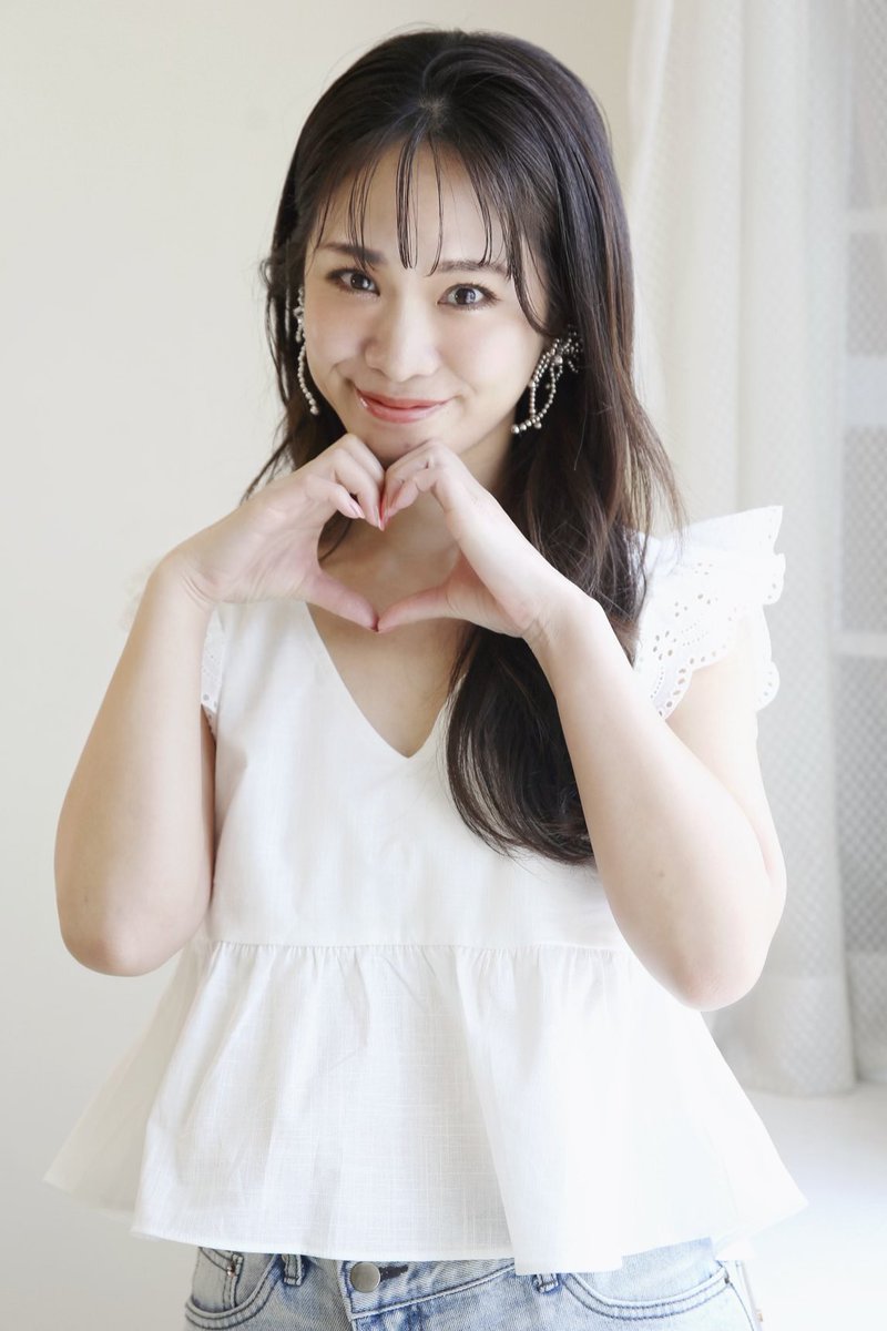 みなさん読んでくれましたか🥺
キックボクシングイベントLEGEND公式ラウンドガールをかけた選考本日18:00〜投票がスタートします🔥
110円から応援ができます！

#RTで応援
#LEGEND公式ラウンドガール