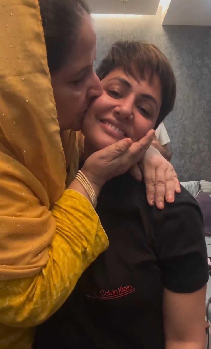 👉🥺👈
PROTECT THEM GOD PLEASE ❤️💫🤌