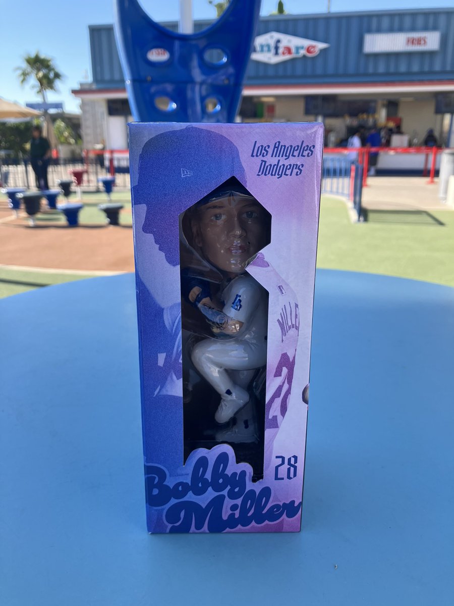 Livinghardnow's tweet image. #大谷翔平
#ドジャーススタジアム
#1安打
#首振り人形
#大谷ちゃうんかい

一生の思い出になりました⚾️