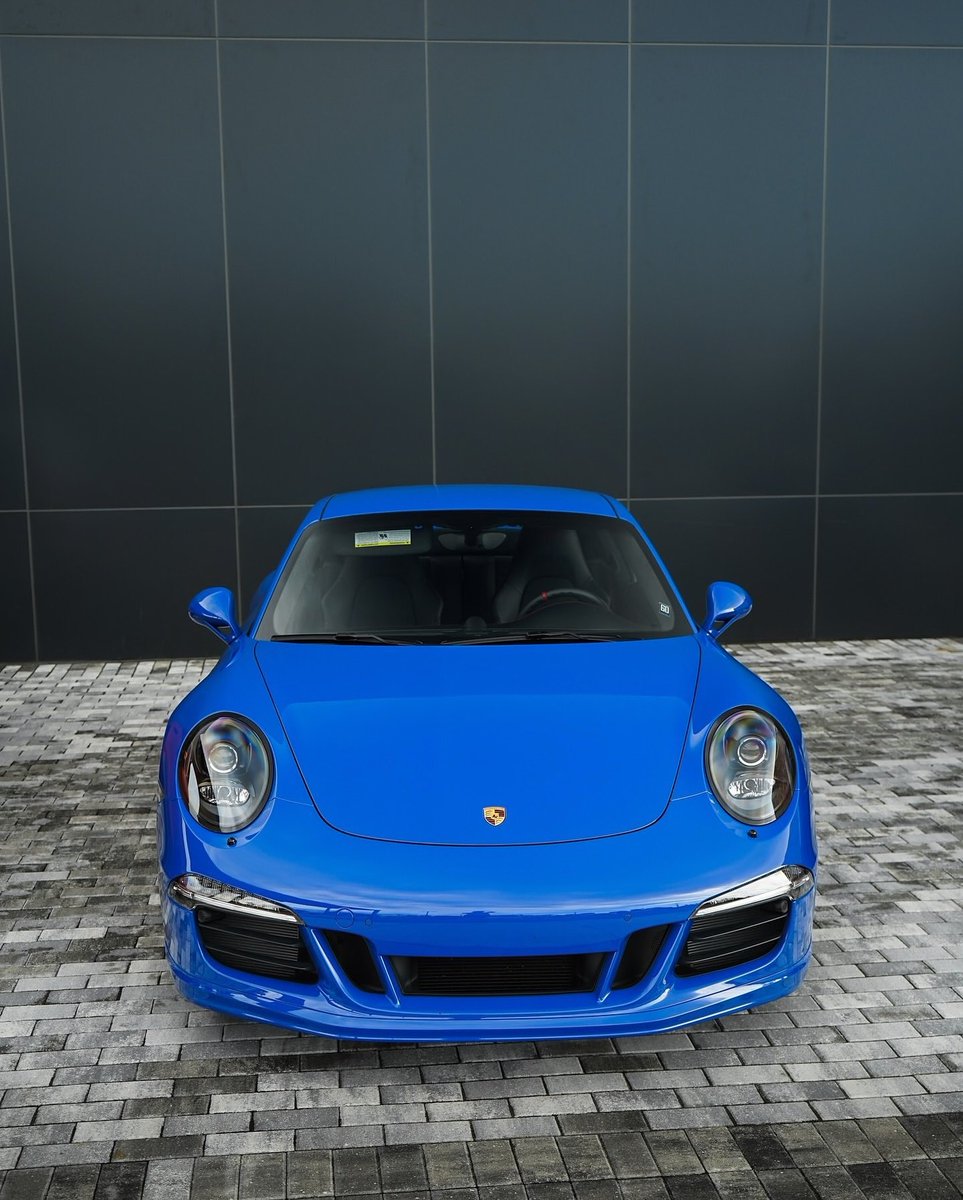 TailoredDriver's tweet photo. PTS Voodoo Blue Z12
📸 @tampaacars 

#paintosample #pts #porschepts #voodooblue #porsche911 #tailoreddriver https://t.co/NqnEGWAaVw