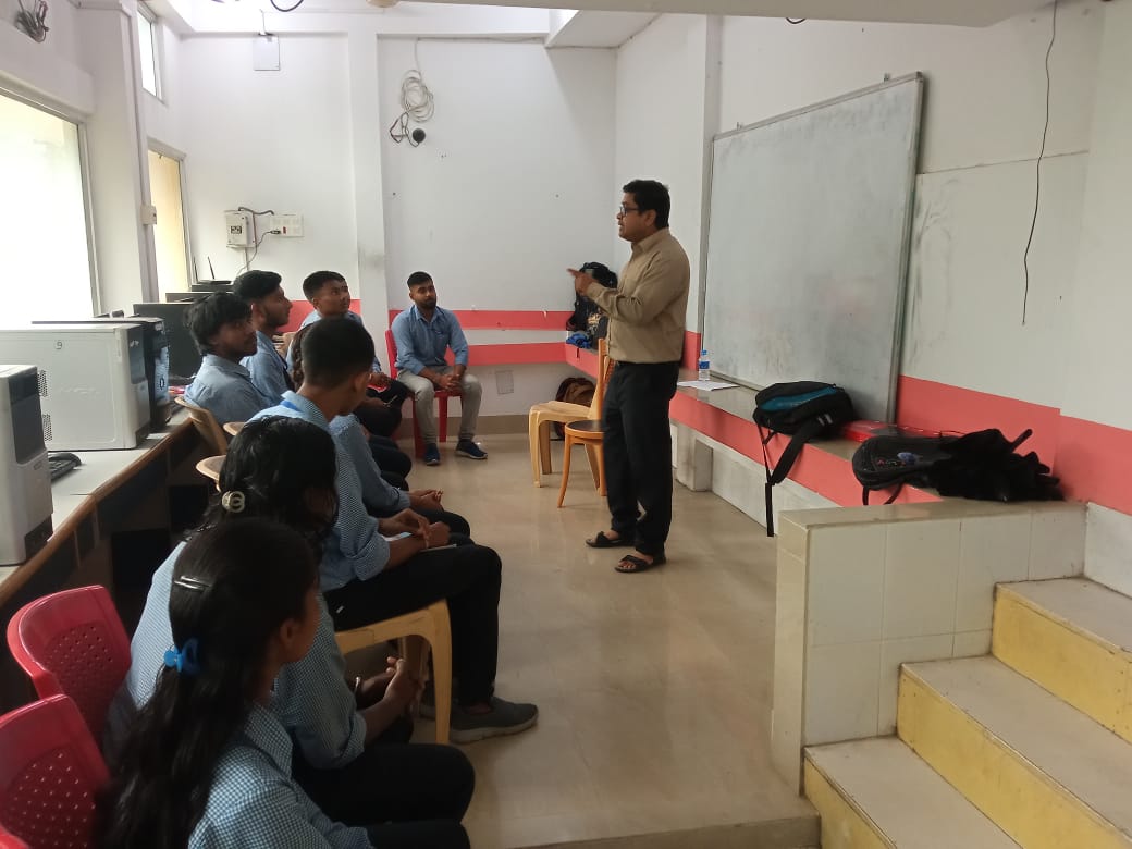 Kalchiniiti's tweet image. Today started COPA trade OJT on DATM institute.
#copa#itiswell #Kalchini#Alipurduar #Nimti #Jaigaon #chilapata