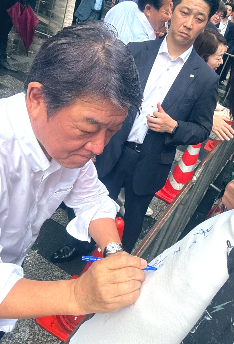 GRoFXmpbMAA4Rdj.jpg?format=jpg