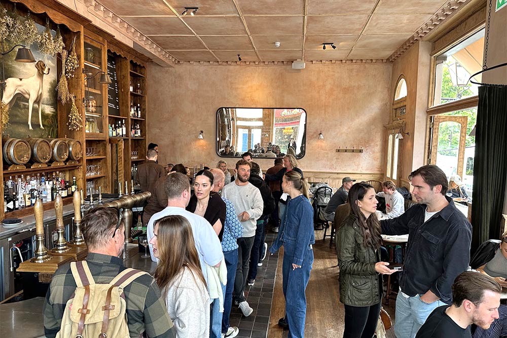 London's latest pub to try - we head over to The Hero in Maida Vale for our Test Drive hot-dinners.com/Gastroblog/Tes…