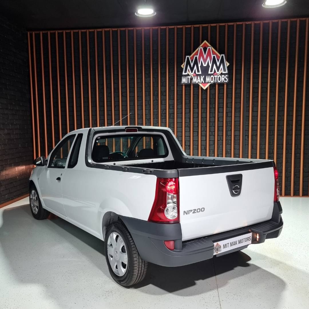 Mit_Mak_Motors's tweet photo. 2024 Nissan NP200 1.6i (Aircon) Safety Pack
R259 900
126 KM

Central locking
15″ Alloy wheels/rims
And more!

Contact us:
012 546 5878
https://t.co/WVto899Jff

#mitmakmotors #cars #auto #nissan #np200 https://t.co/d5tjz8w5NG