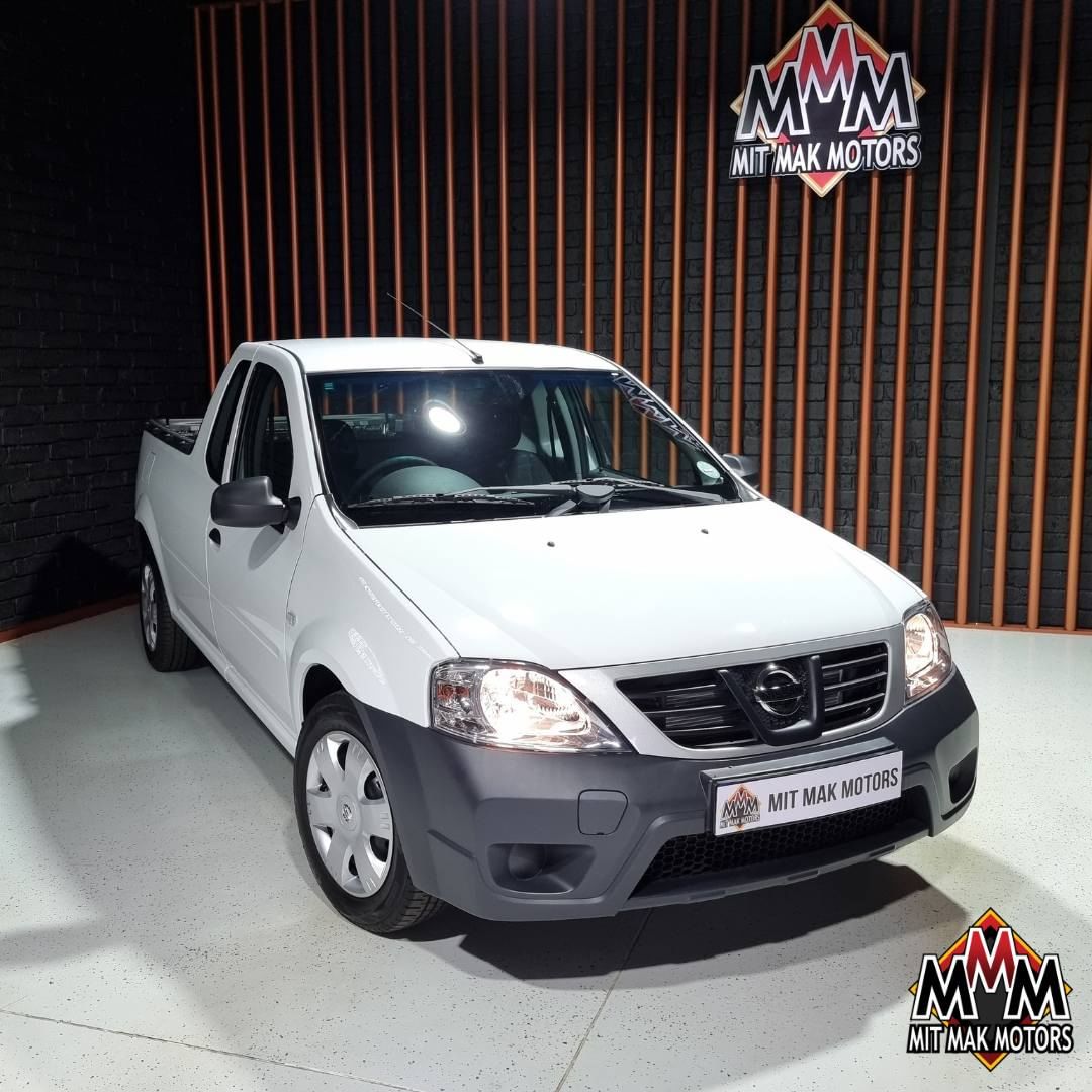 Mit_Mak_Motors's tweet photo. 2024 Nissan NP200 1.6i (Aircon) Safety Pack
R259 900
126 KM

Central locking
15″ Alloy wheels/rims
And more!

Contact us:
012 546 5878
https://t.co/WVto899Jff

#mitmakmotors #cars #auto #nissan #np200 https://t.co/d5tjz8w5NG