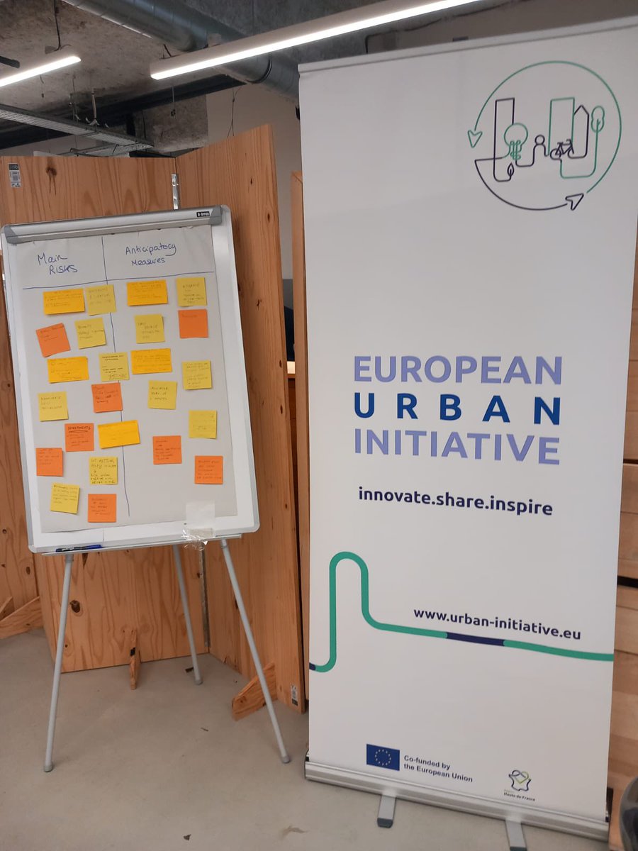 AMB_MetroGlobal's tweet photo. 📣 We are attending the seminar organized by the @EUI_Initiative in Lille for the selected Call 2 #InnovativeProjects
The #AMB project #TOPSEC will receive 3,68M€ to develop green roofs without irrigation 👏🌿💧 https://t.co/U4By5HcMee