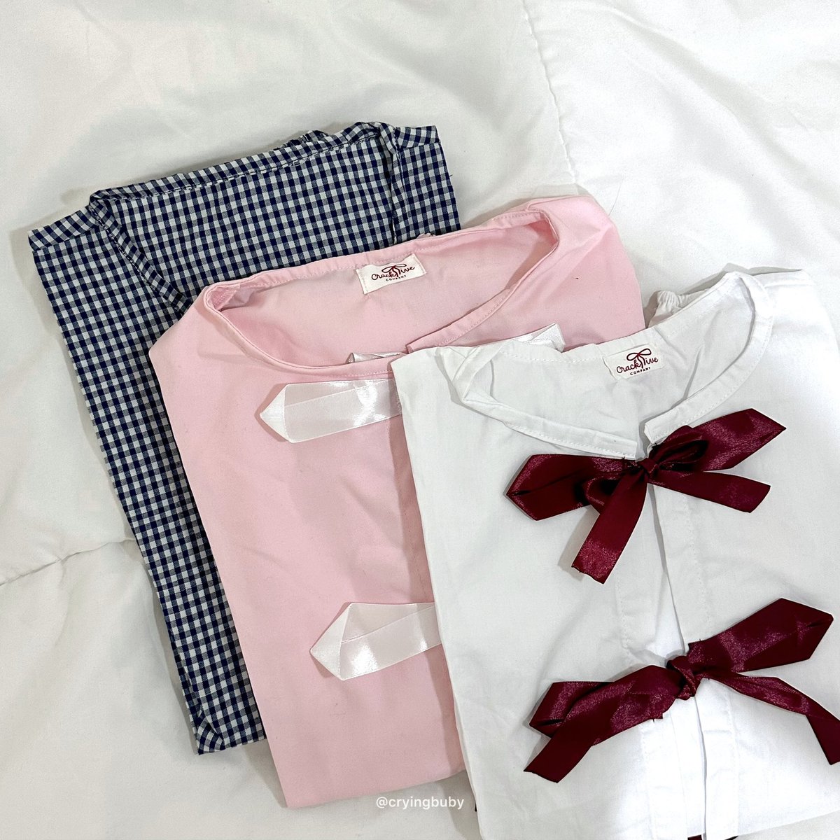 cryingbuby's tweet photo. liat aku nemu blouse gemes-gemes ini. ala-ala coquette gitu!🥹🎀

harganya juga affordable 70rban!😭✨ https://t.co/0CbrsBOSiA