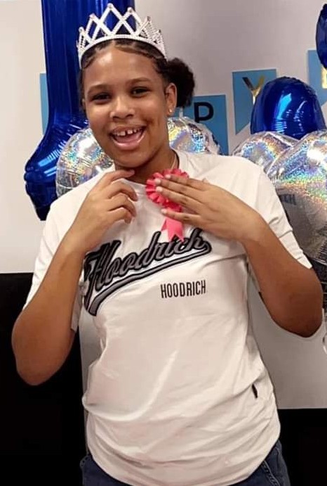 Day 7
Still missing 🥹💔
Please if you sight her call the police!!!
We believe she may be out west in places like Hounslow- Feltham- Boston Manor..
Santana if you see this please please please contact someone..