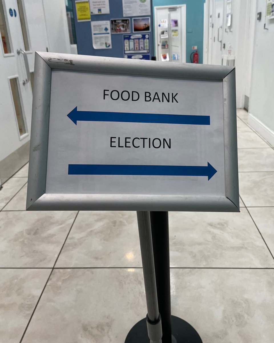 ❌ We NEVER want to see a sign like this ever again. ❌ 

The next government has the power to make that happen. 

They can end the need for food banks.