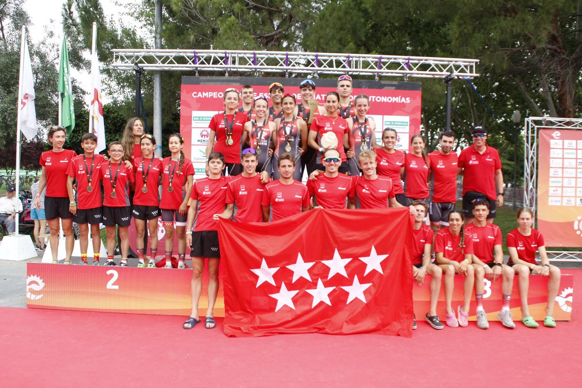 Carol_training's tweet photo. 🏁 Campeonato de España por Autonomías en Edad Escolar y Absoluto (Mérida) 

Una selección madrileña formada por grandes deportistas y grandes técnicos, con presencia en casi todos los podios!!!

VAMOS MADRID!!! 🙌🏻🙌🏻👏🏼👏🏼

@TRIATLONSP 
@deportegob 
@ufedema 
@deportecmadrid https://t.co/M2FtPDwOij