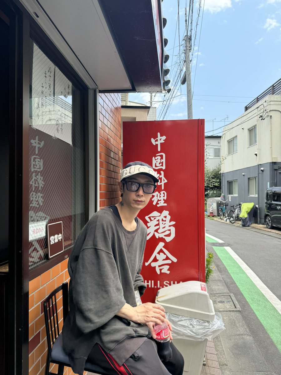 SEIYA_07's tweet photo. 夏の始まり☀️

池尻大橋 【 鶏舎 】
夏期限定 冷やしネギそば https://t.co/szMkOYPpuO