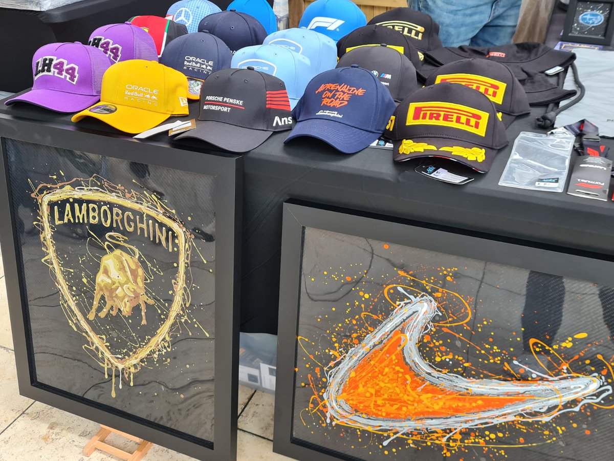 midsummer_place's tweet photo. Just two more days until #MidsummerMarkets, who's excited?๐คฉ
Take a look through some snapshots from our last market in June, if you are interested in having a stall then please click the link below ๐๐ป
https://t.co/UGBNAXJ2Z2
#MidsummerMarkets #MidsummerPlace #MiltonKeynes https://t.co/xCxQju1Uwi