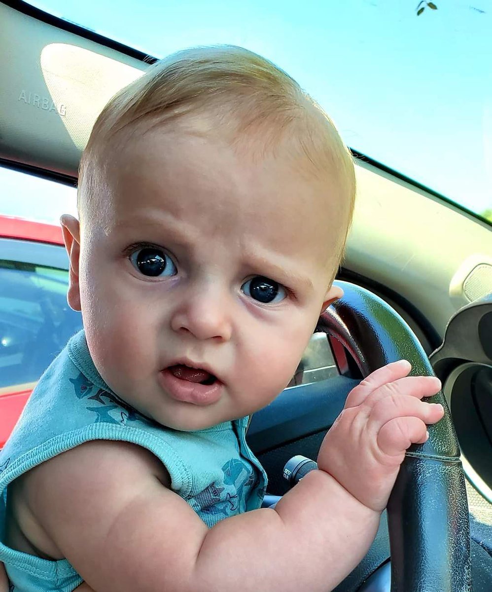 alo_vilakazi's tweet image. Ok @tboseZA I will do the honors of shazaming today's #MyTop10At10 then will post all the songs, because already the 1st 3 songs are 💥💥💥 @KayaON959