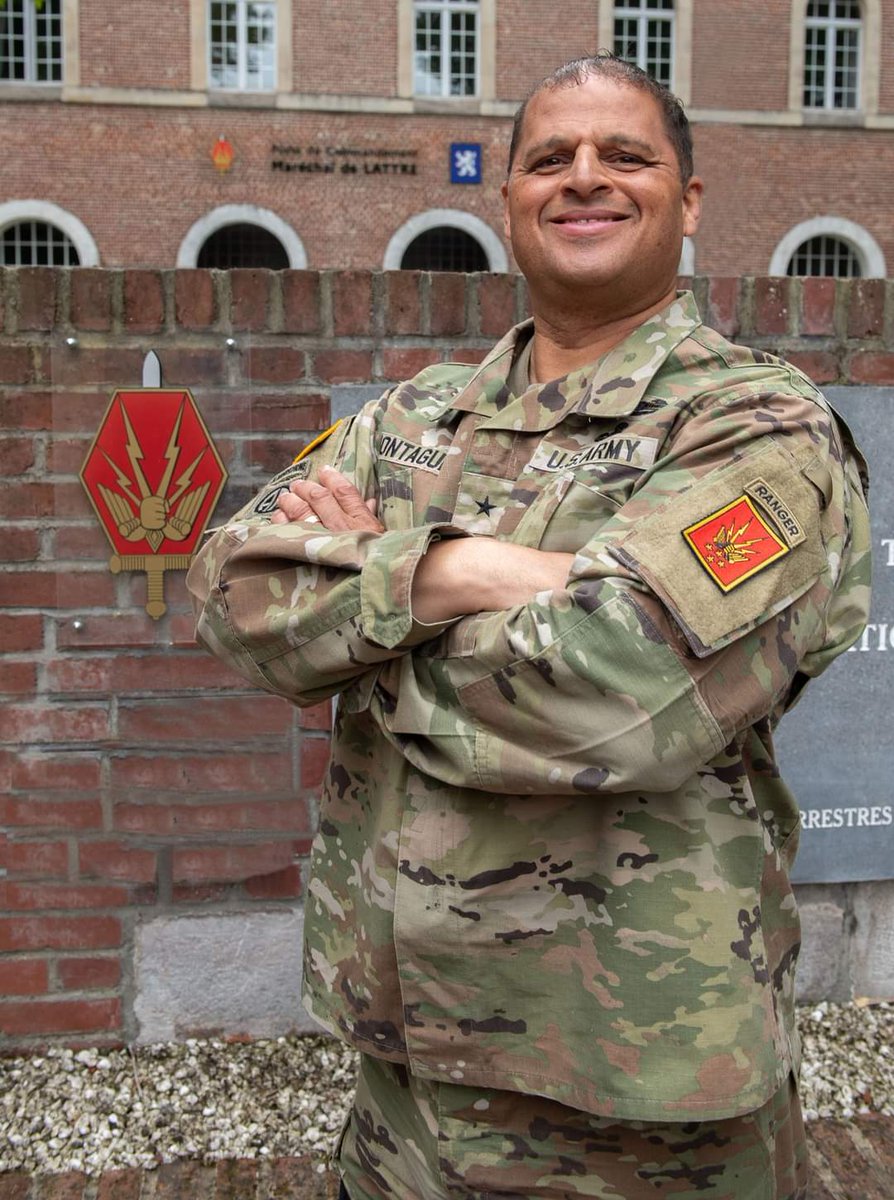 CommandementFOT's tweet photo. #JeudiPhoto 
👉A l'occasion du #july4th 🇺🇸, nous vous informons de l'arrivée du général de brigade américain MONTAGUE, qui a rejoint le #CFOT il y a quelques semaines, en tant que général adjoint interopérabilité. https://t.co/ttKrQ9OkGQ