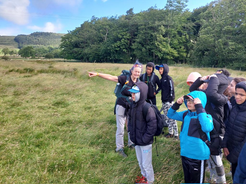 portercroft's tweet photo. Day 2 of Castleton, and we're up bright and early for our walk in the peaks ⛰️. https://t.co/k3H8biSLFE