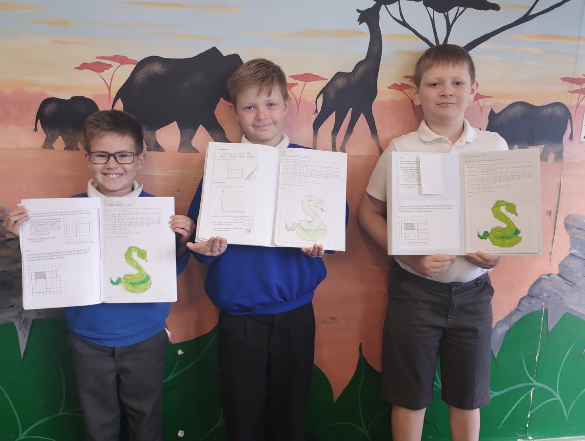 latimerprimary's tweet image. #4ND have enjoyed the topic of position and direction in Maths! They are able to read coordinates, plot coordinates and translate coordinates. They have plotted coordinates to make pictures! #Maths #coordinates #perseverance