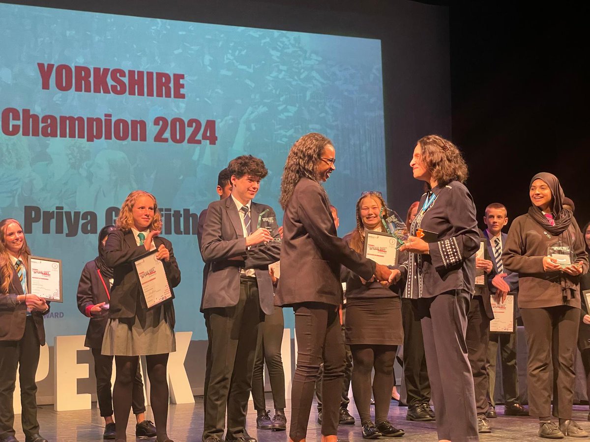 HSWestYorkshire's tweet photo. Delighted to be keynote speaker &amp; awards presenter @ “Yorkshire Speak Out Challenge Finals” in Leeds. Yorkshire’s young people @ their best, all 15 finalists were great speakers, had passion and purpose! Overall winner was from Bradford👏🏻👏🏻👏🏻 https://t.co/AyGpO7zv0F