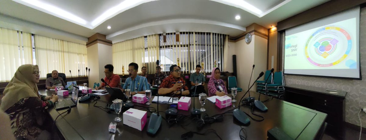 SNVIndonesia's tweet image. Great news from our Integrated Landscape and Seascape Solution for Indonesia - Solusi IKI Project! We received full support from Central Java Provincial Government for the project implementation in 3 districts: Kebumen, Cilacap, and Banyumas