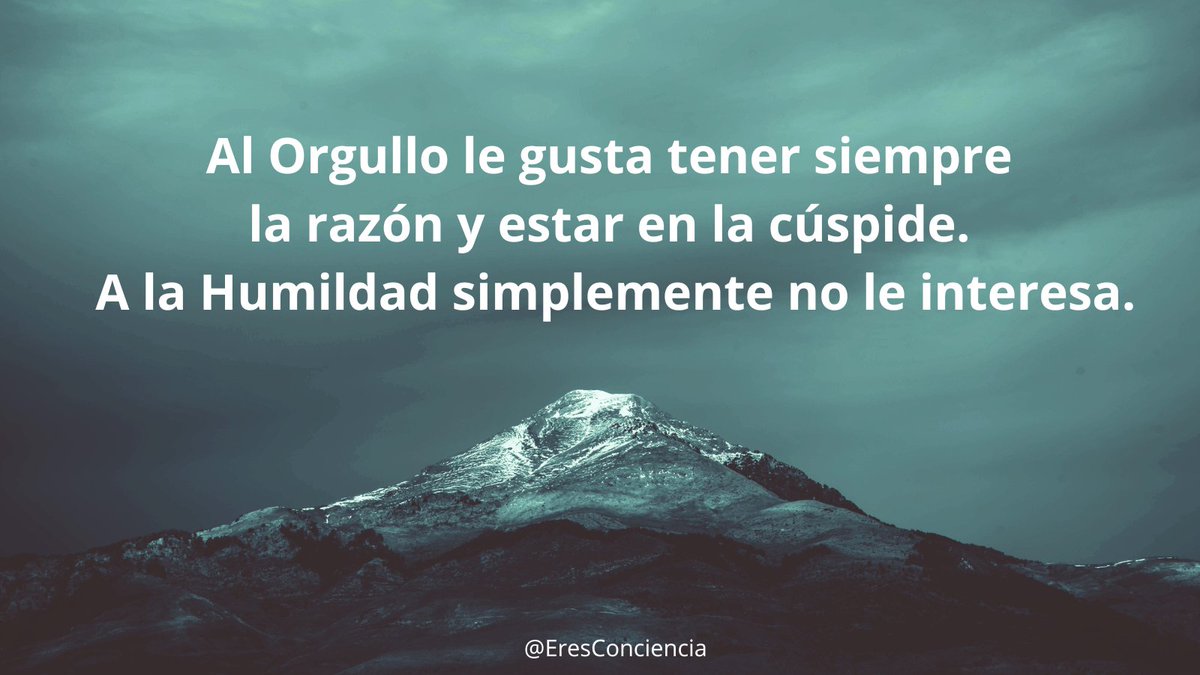 EresConciencia's tweet photo. ¿Por qué debemos cultivar la Humildad?
Porque al minimizar tu Ego estás más cerca de tu Verdadera Esencia Divina, de la Unidad con Dios, pues hay menos separación.
¿Cómo lo hacemos?
Desde tu Conciencia, siendo Consciente de que estás actuando desde el Ego, desde tu mente que separa. 
Conciencia de Emociones Positivas
El Ego siempre quiere empoderarte y te dará siempre sensaciones de alegría. La alegría por la conquista de un deseo o simplemente creer tener la razón, son circunstancias que alimentan a tu Ego. Sé Consciente de esas sensaciones porque aunque sean Emociones Positivas solo engrandecen a tu Ego, tu Yo más infantil. Procura mantener la Humildad. Lo que no quiere decir que no sientas alegría por un sueño cumplido, eso está bien, pero ten en cuenta que los deseos materiales solo alimentarán a tu Ego, al más simple, no a tu verdadero Ser.  A tu Ser lo alimentas con gestos de Amor; las verdaderas Emociones Positivas son las que provienen del Amor.
Conciencia de Emociones Negativas
Cuando eres Consciente de la actuación del Ego, desde Emociones Negativas es más sencillo identificarlo y hasta más fácil de sanar, si realmente tienes la voluntad. Cuando te das cuenta que la Ira, la Soberbia, la Vanidad, los Celos, el Orgullo, la Ambición vienen de tu Ego, lo minimizas instantáneamente. El simple gesto de reconocerlo es un acto de Humildad, ya dependerá de ti, si quieres seguir con Emociones Negativas, con esa Vibración Negativa o pasar de ellas y sanarlas con Conciencia y Amor.
Cuando cultivas la Humildad, cuando minimizas a tu Ego, comienzas a Vibrar en Amor Divino, porque está en tu Esencia Divina y en todos los Seres; porque todos Somos Uno con Dios, no hay separación. Ese incipiente Amor si lo sigues cultivando se convierte en Amor Incondicional. Y el fin último del Amor es servir, entonces te vuelves un servidor de Dios.