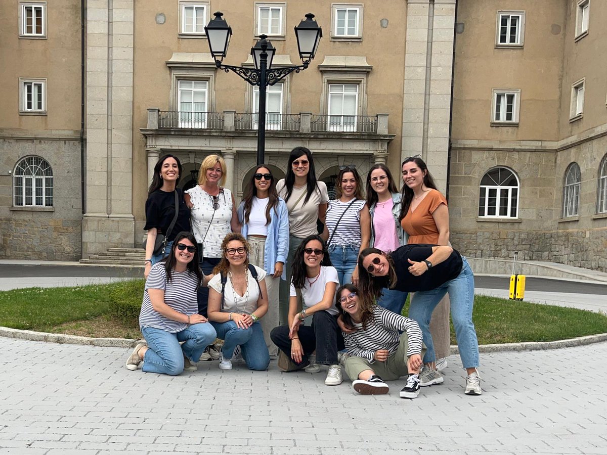 sjcalasanzvlc's tweet photo. ➡️Un año más, nuestros nuevos educadores asistieron a la jornada de Formación Inicial del Profesorado en Ávila. Tuvieron la gran oportunidad de compartir momentos y experiencias con otros docentes de la familia Escuelas Pías Betania. @EscolapiosBTN #sjcalasanz #escolapiosbtn https://t.co/CpraJrBxYh